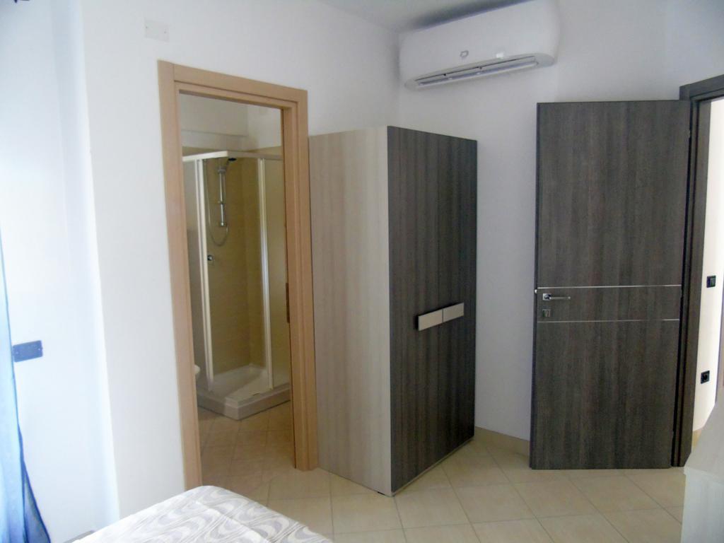 B&Birs Oliena Δωμάτιο φωτογραφία